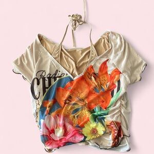 SHEIN Beige Floral Graphic Short Sleeve Top